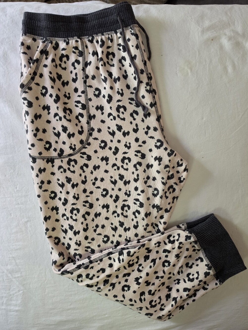 Karen Neuburger Live Love Lounge Pants XXL Plus Leopard Cheetah Plush Joggers